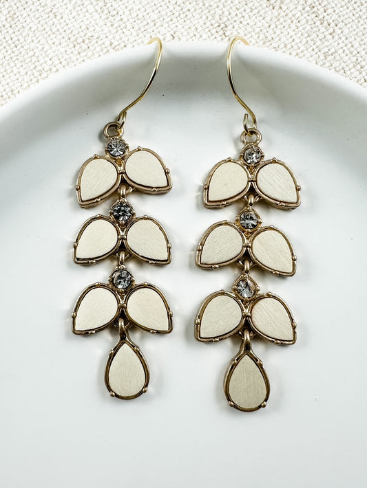 Twinkling Vine Earrings, Natural