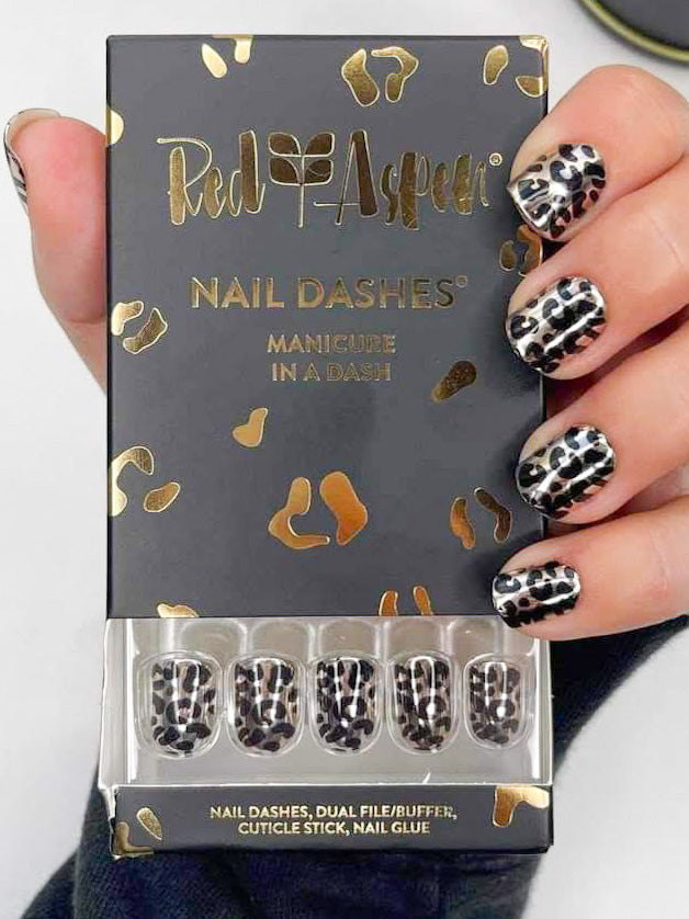 Black Cat’s Eye, Evie