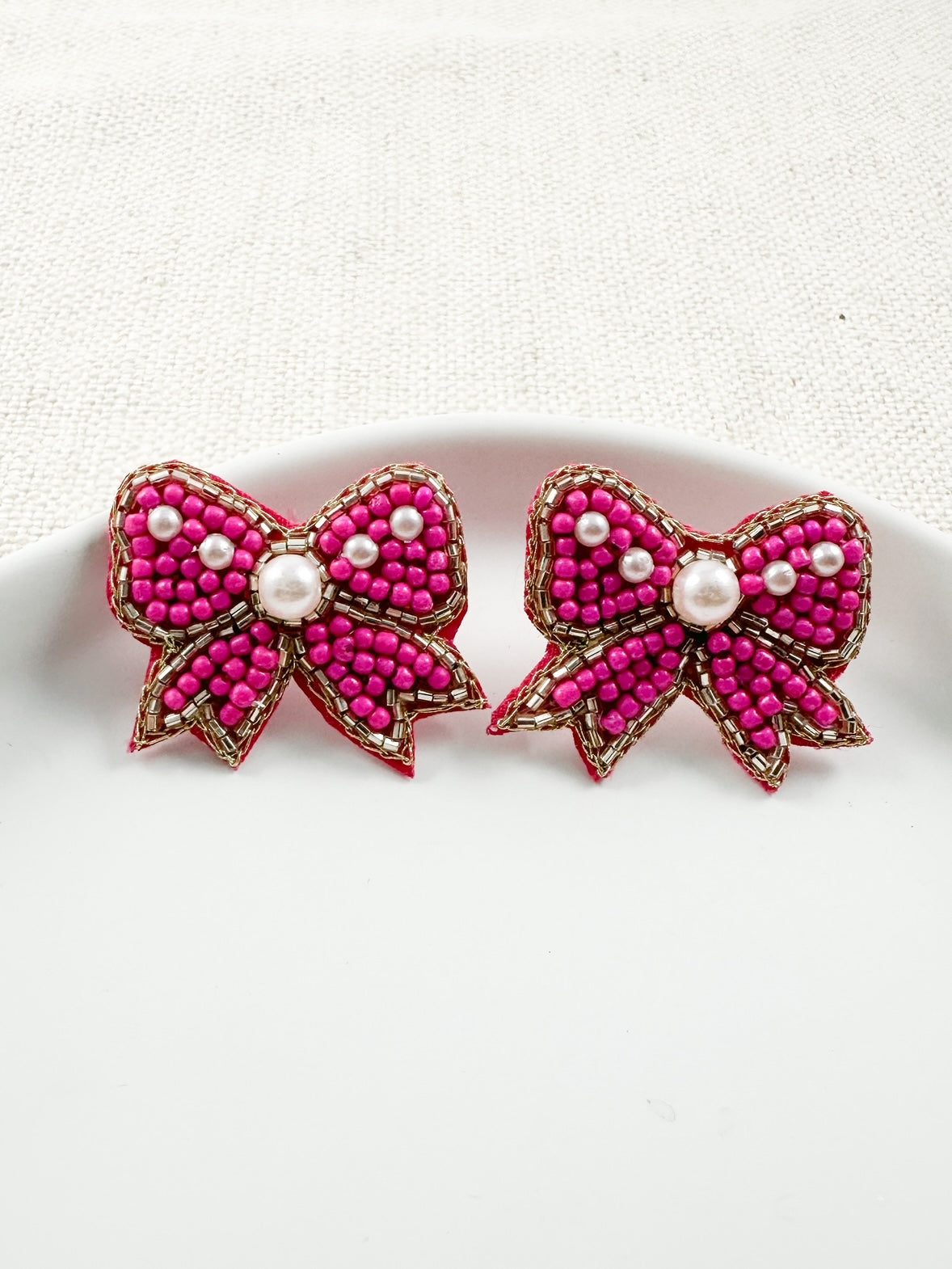 Pearl Pop Bow Studs, Hot Pink