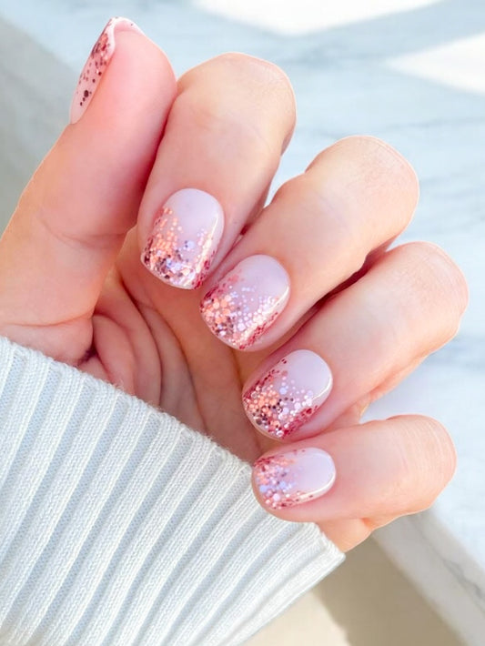 Gowns & Gems, Gladys