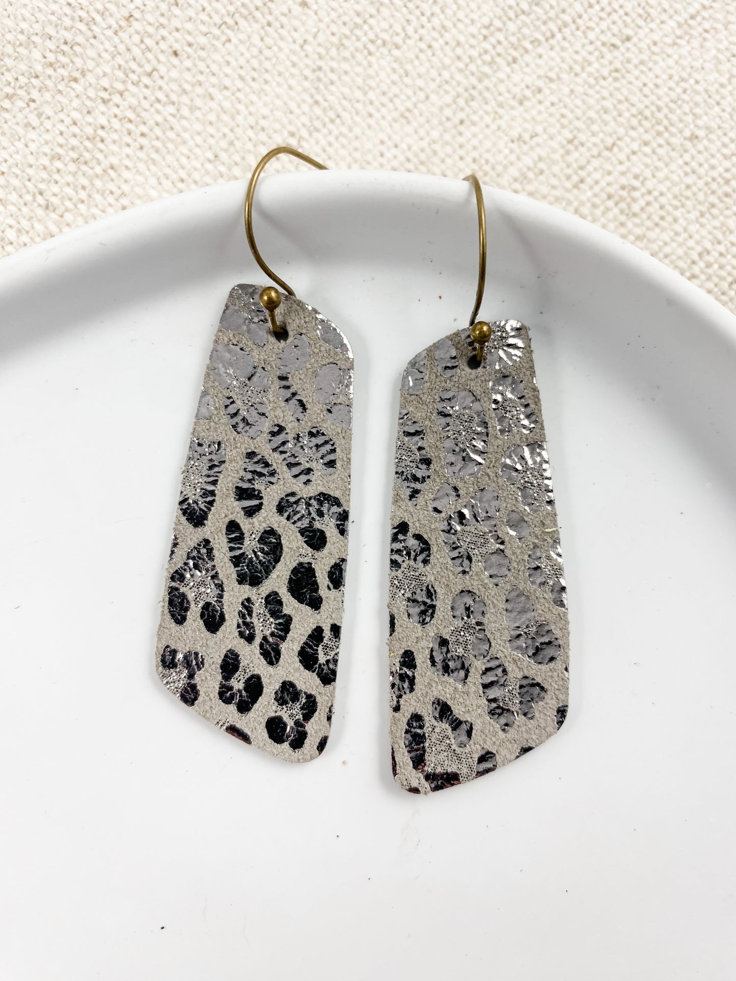 Gunmetal Leopard Skinny Drops