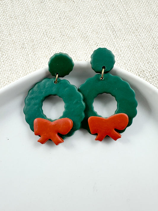 Tidings & Bows Earrings