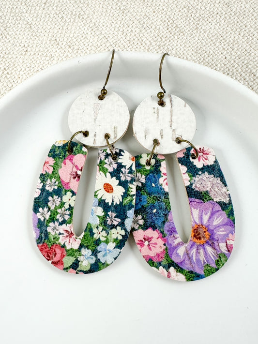 Flowers For Days Earrings, White