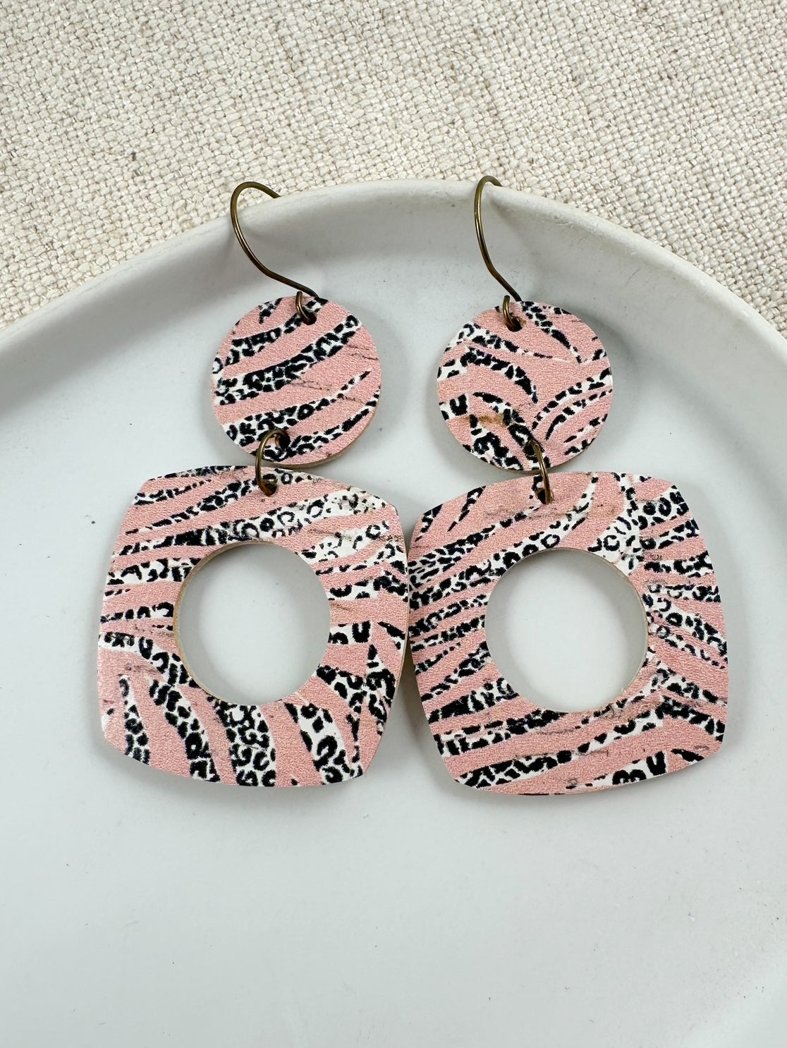 Blush Instinct Cork