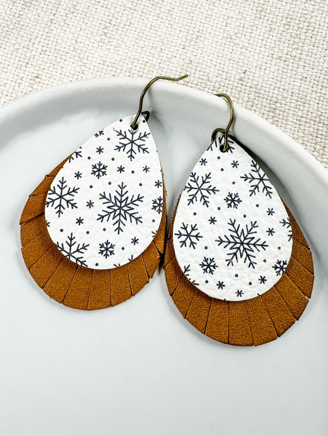 Snowy Woods Earrings