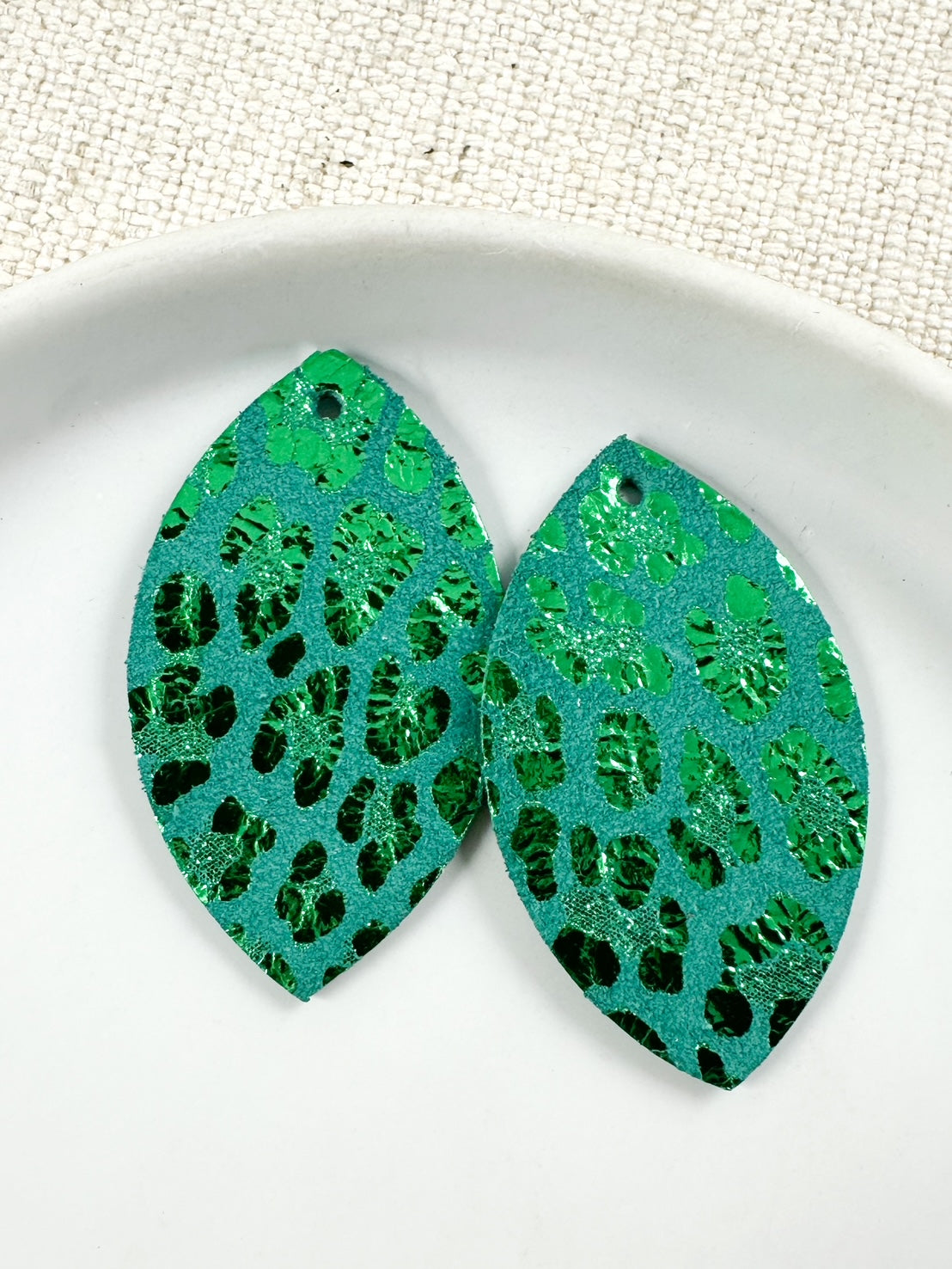 Mistletoe Magic Earrings