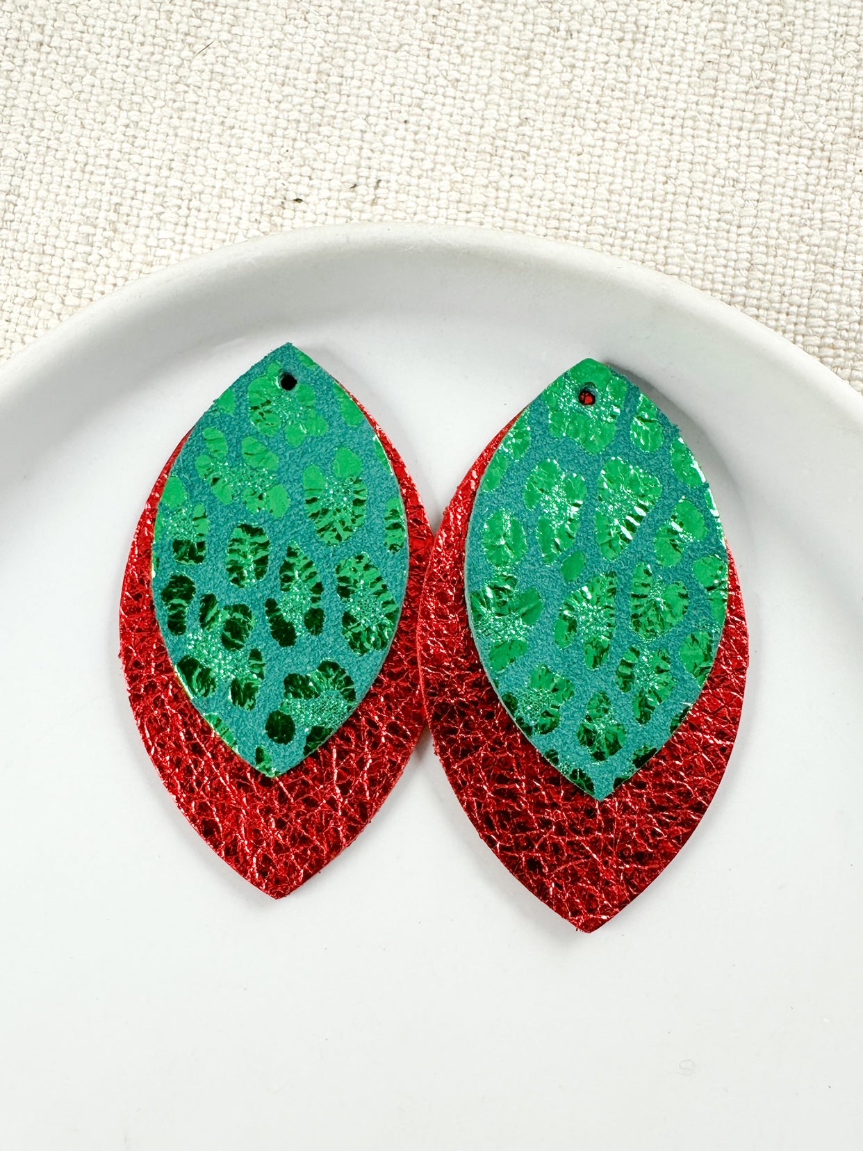 Mistletoe Magic Earrings