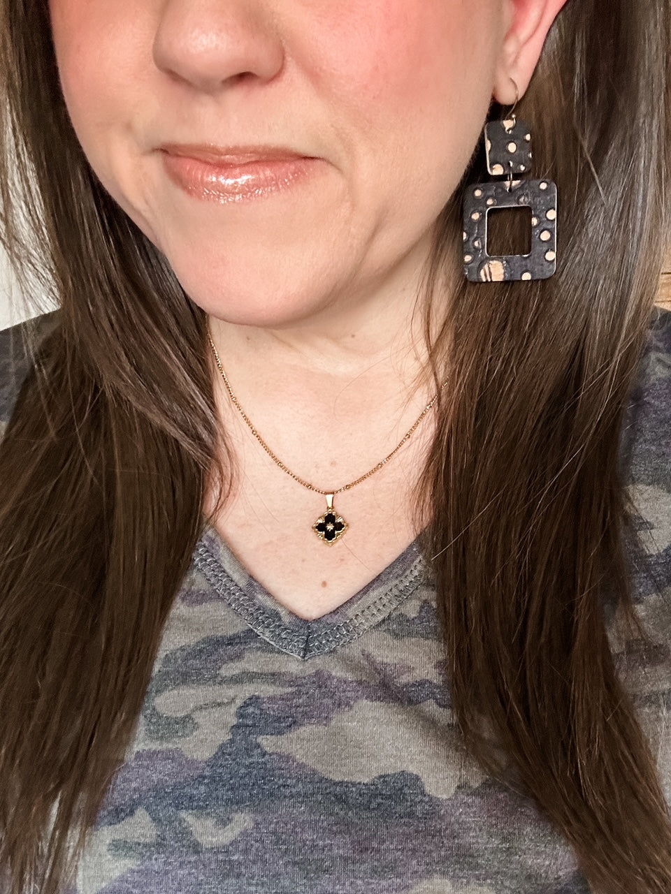 Gilded Clover Necklace, Black