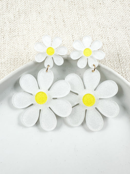 Flowers For You Earrings, White