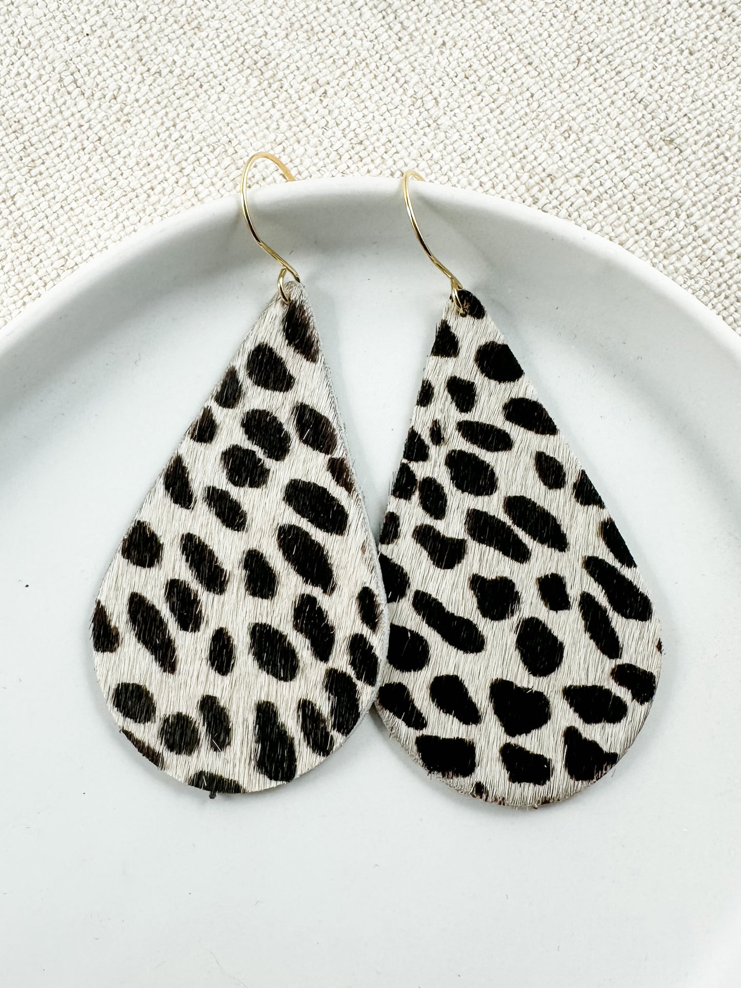 Cheetah Charm Earrings, Ivory