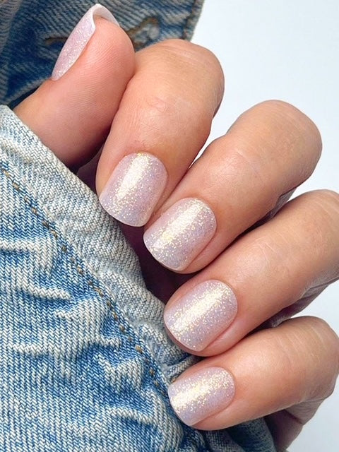 It's Giving Classy, Chloe