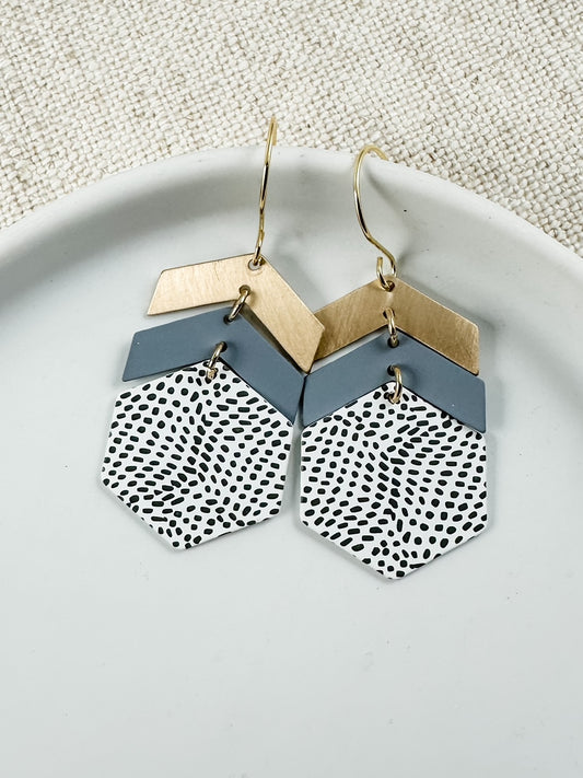 Good Friendships Earrings, Gray