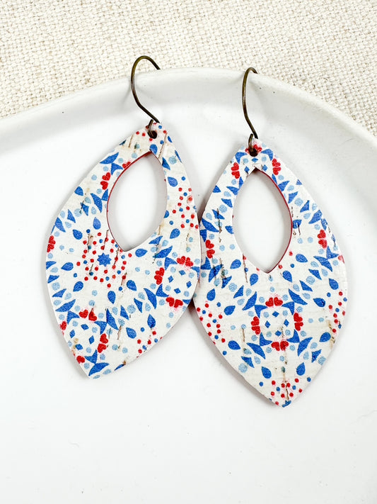 Front Porch Fireworks Earrings, Magnolia