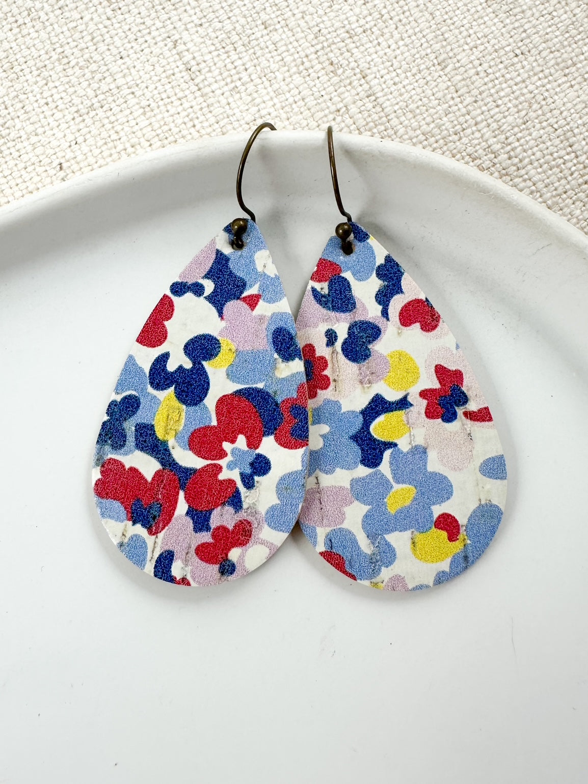 Petal Whirlwind Earrings, Medium Oak