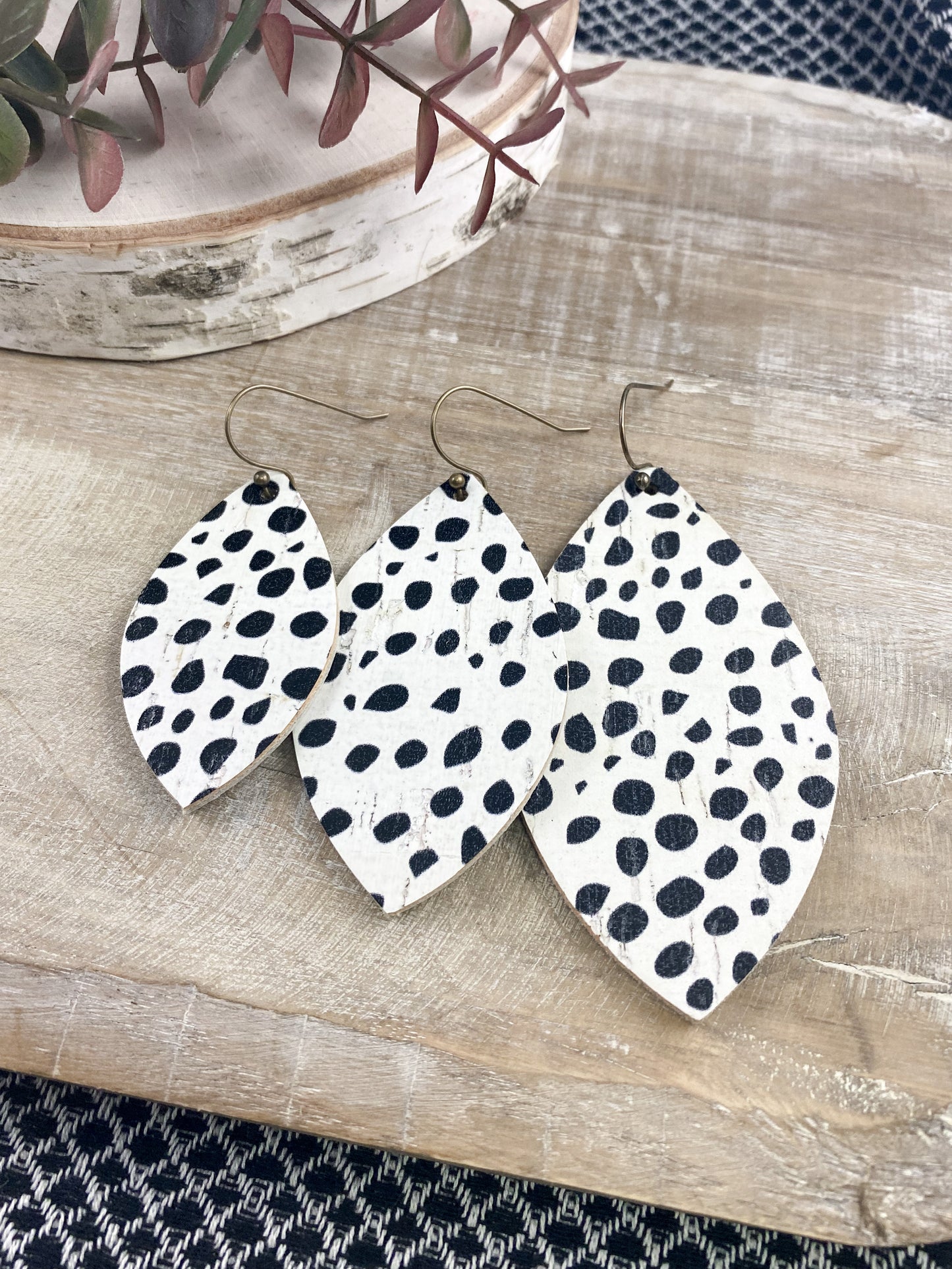 Dalmatian Pointed Teardrops