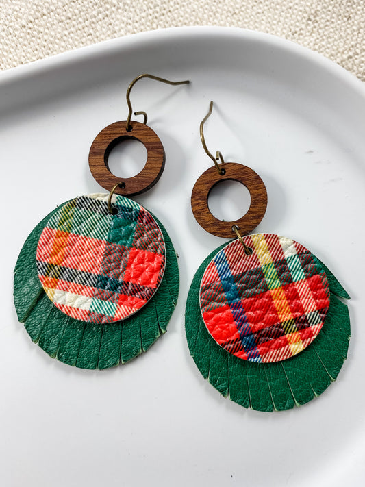 Christmas Plaid & Wood Circle Drops